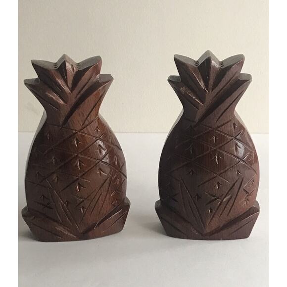 Vintage Hawaiian Monkey Pod Wood Pineapple Salt and Pepper Shakers Tiki Maui 4" - Picture 1 of 12